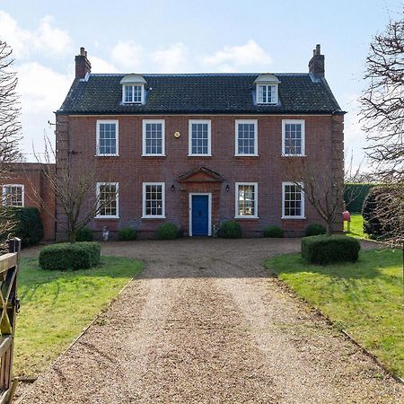 Hemblington Hall Arts And Leisure Ltd South Walsham Εξωτερικό φωτογραφία