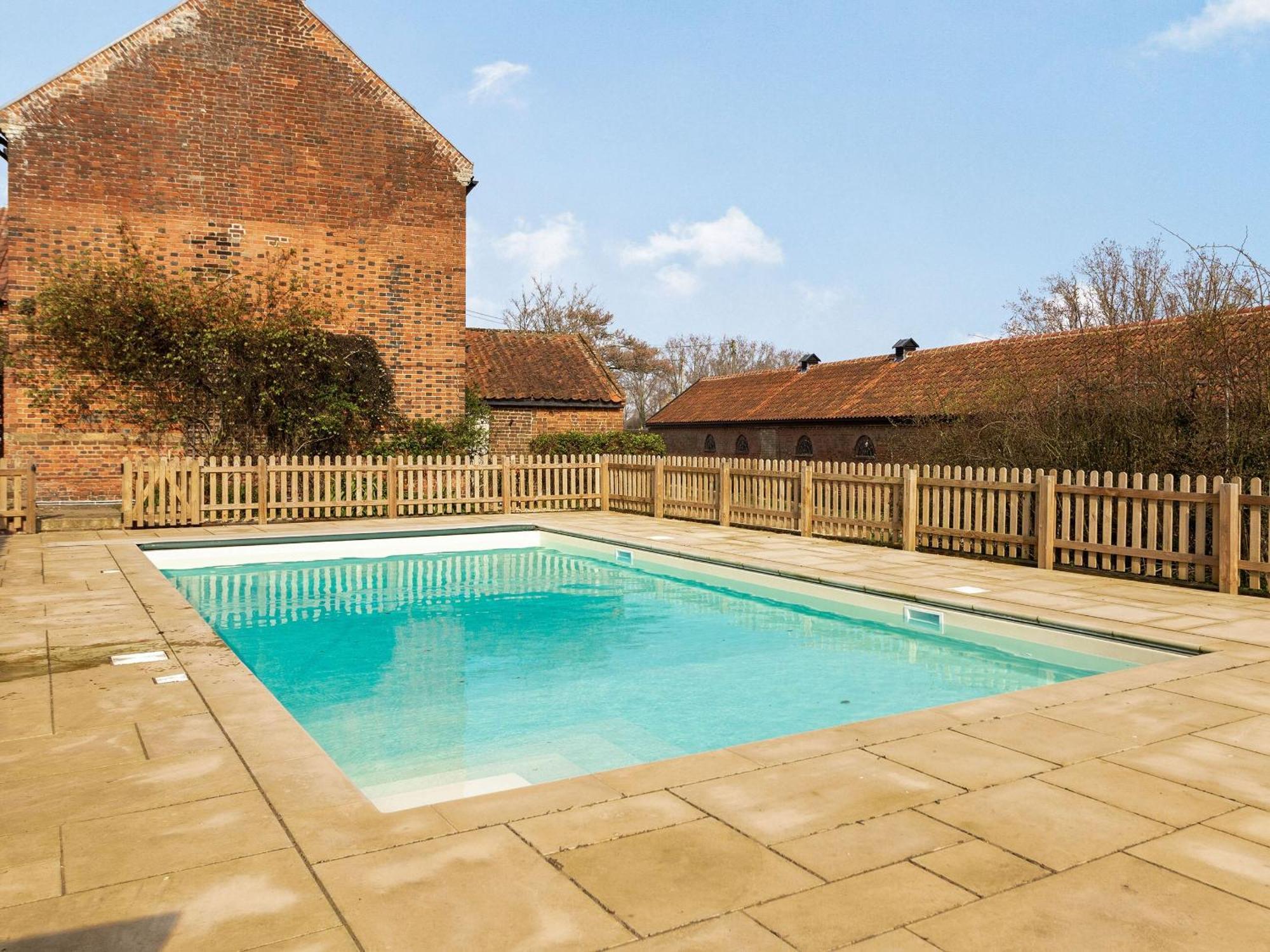 Hemblington Hall Arts And Leisure Ltd South Walsham Εξωτερικό φωτογραφία