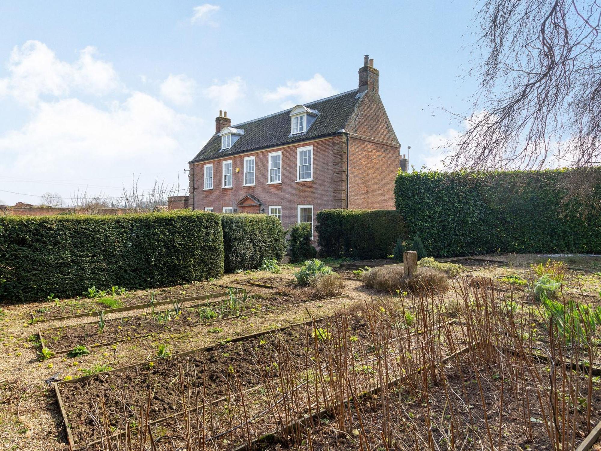 Hemblington Hall Arts And Leisure Ltd South Walsham Εξωτερικό φωτογραφία